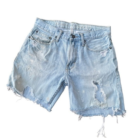 AMERICAN EAGLE | AMERICAN EAGLE LOW LOOSE DISTRESSED DENIM JEAN SHORTS 29/32 - Picture 1 of 4